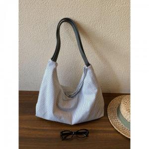 Korean-style casual color-block striped tote bag for women 2026 New large-capacity shoulder bag for students commuting to school