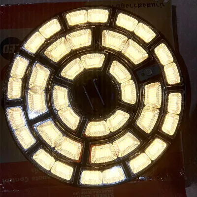 ใหม่ล่าสุด UFO-500000W 1272LED สว่าง 360 องศา กันน้ำ IP67 ใช้พลังงานแสงอาทิตย์100% รับประกัน1ปี