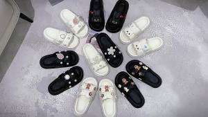[Free Shipping] Xiaohongshu recommends womens summer slippers for couples suitable for outdoor and indoor use non-slip odor-resistant thick-soled slide sandals