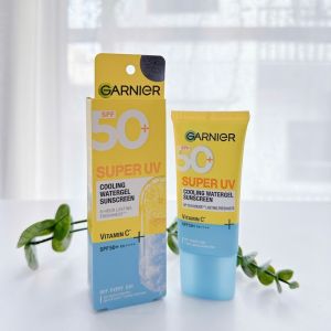 Kem Chống Nắng Garnier Vitamin C Super UV Cooling Watergel Chống Nắng Phổ Rộng Sáng Da 30ml - - Chống nắng phổ rộng bảo vệ da trước tia UVA UVB & UVA bước sóng dài.   - Hỗ trợ dưỡng ẩm giúp da mát lạnh ngay khi sử dụng.
