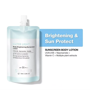 SKINEVER Hydrating Brightening Sunscreen Lotion SPF30 PA+ Niacinamide and Vitamin C Body Sunscreen Anti-UVA/UVB Refreshing Moisturizing Sunscreen A Great Choice for Sun Protection When Going Out