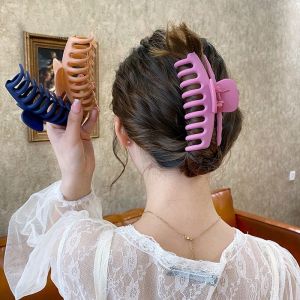 Korea Elegant Claw Hairpin Fashion Frosted Acrylic Shower Large Size Hair Clips Claw Shark Clip