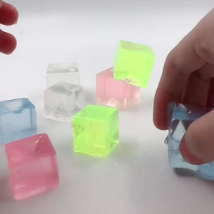 Bóp đồ chơi cho người gặp vấn đề về sự tập trung TPR icecube mềm căng thẳng Vent Bóng đồ chơi bên ủng hộ áp lực Đồ chơi giải tỏa thêm quà tặng cho bé