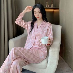 360 Outfit 2 in 1 Set Satin Long Sleeve Pyjamas Women Sleepwear Silk Pajamas Lengan Panjang Baju Tidur Perempuan Wanita Murah Pakaian Malam Winter Silk Baju Tidur Lengan Panjang Checker Box & Line Design Pants