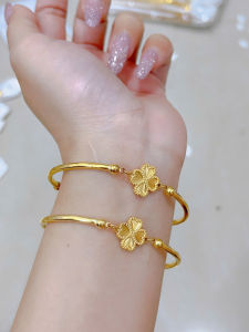 VÒNG ĐEO TAY CỎ 4 LÁ SIÊU XINH MÀU VÀNG FREE SIZE