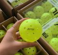 Quả bóng Pickleball Facolos F PRO Gen 2 (Chính hãng). 