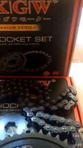 Gir set/Sprocket/Chain Drive Yamaha WR 155 Kagawa