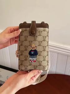 Túi đeo chéo vai nữ thời trang phong cách retro năng động đựng điện thoại hình gấu hoạt hình.