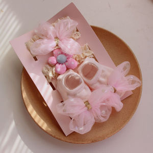 Hộp quà tặng đầy tháng Set băng đô turban kèm tất cho bé từ 0-12 tháng siêu đáng yêu BQ005