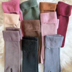 [HCMxả kho 3 ngày] Tất vớ chống nắng vớ nhung siêu êm vớ thái ủ kem .vớ lông cừu chống nắng giữ ấm .kim yến mẹ và bé