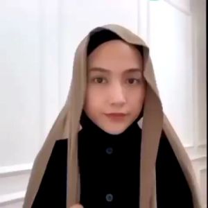 Fashion hijab pasmina instan