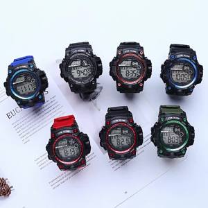 นาฬิกาอิเล็กทรอนิกส์กีฬาอเนกประสงค์ นาฬิกาสปอร์ตเรืองแสงสำหรับวัยรุ่น แฟชั่นเทรนด์ แหล่งขายส่งอีคอมเมิร์ซข้ามพรมแดน