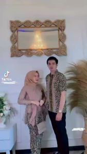 VIRAL COUPLE KEBAYA SEMISUTRA PLISKET PALING DI CARI