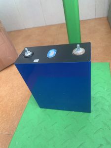 แบตเตอรี่ลิเธียม ฟอตเฟส 3.2v 100A 174A 232A LI-LFP ( 1ออเดอร์ สั่งได้ครั้งละไม่เกิน 2ลูกค่ะ)