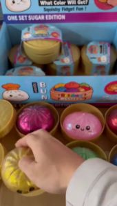 2026 New Glitter Dumpling Squishy Stress Relief Toys dumpling squeezer squishy toys stress ball Gift