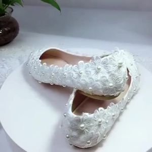 Elegant Flat Lace Wedding Shoes – Pearl Embellished Pointed Toe Bridesmaid Pumps in White (Low-Cut Shallow Mouth)