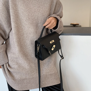 SAVE Women Small Crossbody Sling Bag Casual Trendy Mini Handbag Shoulder Bag Fashion Beg Wanita Women Bags Outing Bag 斜挎包 L54