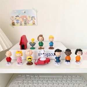 [12pcs] Snoopy cartoon retro decoration creative desktop decoration hand-made ins Snoopy doll small cute doll model DIY gardening micro landscape succulent landscape cake