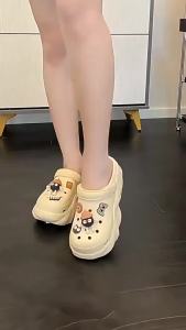 [Free Shipping] Womens Thick-Soled Clogs for Summer 2025 Non-Slip Eva Cartoon Outdoor Beach Sandals in Stock