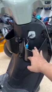 Mẩu V2 Hộc Đựng Đồ Đôi Lắp Như Zin Cho VinFast Feliz / Neo / Lite (Không dùng Feliz S/2026)