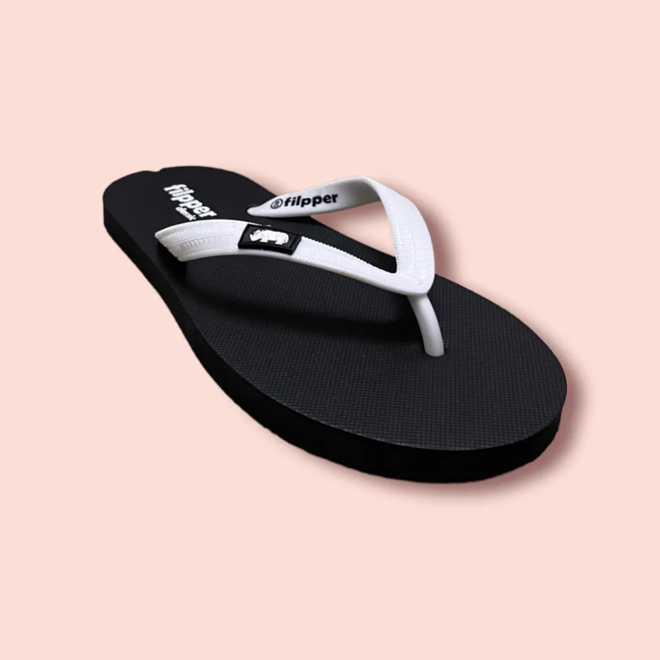 Sandal Fipper Classic Black on White Santai Japit Pria Jepit