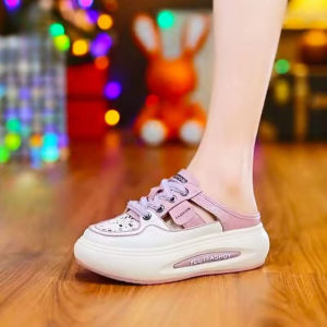 Leather Hollow Soft Sole Fashion Outwear Slippers for Womens 2023 Summer New Style Slippers