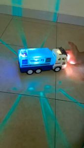 NEW TOY POLICE TRUCK WITH FLASH LIGHT & MUSUC