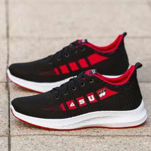 💚จัดส่งที่รวดเร็ว💚 รองเท้าวิ่งผู้ชายแบบใหม่ปี รองเท้ากีฬาผู้ชายเบาและระบายอากาศ รองเท้าผ้าใบลำลองตาข่าย รองเท้าสุทธิ รองเท้าเดินป่า นุ่ม ไม่เจ็บเท้า