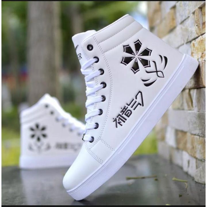 Sepatu Boot Korean Style Sneaker Pria Dan Wanita Putih Hitam