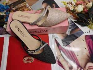 Hello queen womens pointed flat sandals 2023.5