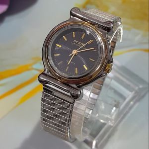Đồng hồ nữ SCRIPT d&acircy chun sang trọng second hand si nhật- đ&atilde qua sử dụng