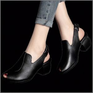 รองเท้าคุณแม่ ไม่หลวม รองเท้าแตะปากปลา มีเสน่ห์ รองเท้าส้นสูงมั่นคง เดิน มีความยืดหยุ่นที่ดี ย้อนยุค