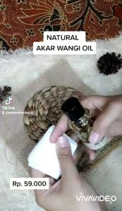 NATURAL AKAR WANGI OIL