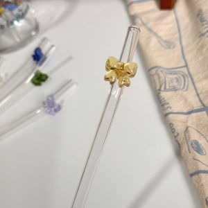 QIMOON หลอดแก้ว8มม. 1ชิ้นหลอดดูดน้ำแบบนำกลับมาใช้ใหม่ได้ลายผีเสื้อน่ารักทนความร้อนสำหรับงานเทศกาลปาร์ตี้งานแต่งงานค็อกเทลบาร์ชายหาด