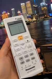 REMOTE ĐIỀU KHIỂN MÁY LẠNH PANASONIC HÀNG CHÍNH HÃNG CÔNG TY BẢO HÀNH 1 NĂM Sản phẩm mới 100% Sử dụng cho model MÁY LẠNH ĐIỀU HÒA PANASONIC CS-XU12UKH-8 CS-XU9UKH-8 CS-XU18UKH-8 CS-XU24UKH-8