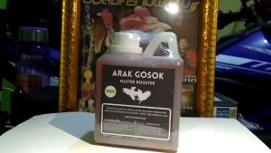 ARAK GOSOK MASTER ROOSTER FORMULA KHUSUS UNTUK RAWATAN DAN PENGOBATAN SEMUA JENIS AYAM ADU TIDAK MUDAH DITEMBUS JALU ATAU TAJI LAWAN