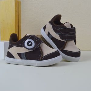 Sepatu Sneakers Anak Laki Laki Umur 6 8 9 10 11 Bulan 1 Tahun 2 Tahun Perekat Terbaru Sneker Bayi Baby Trendy 2023