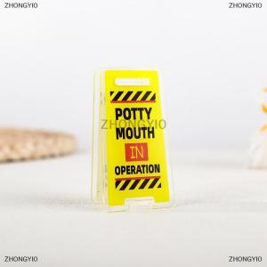 [COD] ZHONGYI0 ป้ายอะคริลิค ปล่อยให้ฉันอยู่คนเดียวฉันกำลังยุ่ง ของขวัญสำหรับตกแต่งสำนักงานที่น่าขบขันคลิปติดตั๋วบนเดสก์ท็อปสำหรับเพื่อนร่วมงาน