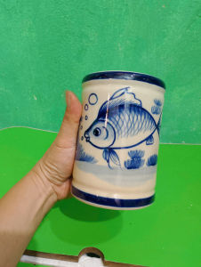 Ống đũa vẽ con cá
