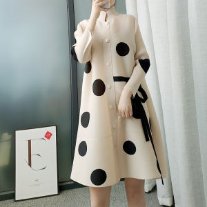 NOVA Quality※Miyake Folded Ladies Windbreaker Jacket※ autumn single-breasted stand collar lightly cooked printed polka dot windbreaker dress