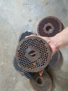Mặt sàng máy ép cám viên.Mặt bích 3ly gắn máy ép cám giá rẻ