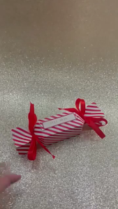 Multipurpose Christmas Candy Money Pouches Set for Gifts Festival Pull Out Surprises Box In 4 Vibranting Color