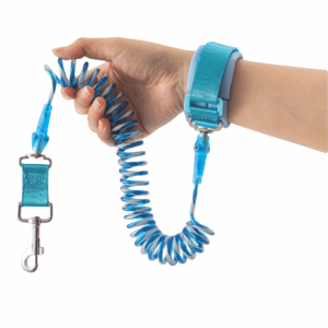 YITAQI Anti Winding Wrist-worn Dog Leash Reflective Break-resistant Hands-Free Retractable Dog Leash Light Up Dog Leash Agjustable Dog Outdoor Traction Rope Outdoor Walking