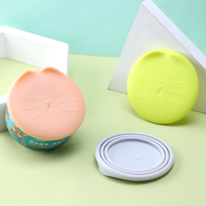 Nắp đậy hộp pate và muỗng cho chó mèo bằng nhựa dẻo có 3 nấc điều chỉnh (mẫu mới) - Hara Pet Store