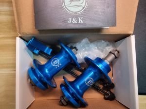 Mountain Bike Hub Aluminum Alloy Disc Brake Hub 32/36 Holes 130/135mm Applicable 5/6/7/8s MTB Ball Hub