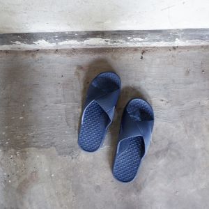 SandSo - Q15 Polos Sandals Wanita Perempuan Karet Jelly Sandal Rubber Plain Polos Flat Teplek Lentur Empuk Slip On Slipper Flip Flop Flipper Tapak Sol Sole Mule Sendal Slop Selop Slide Rumah Kamar Mandi Pantai Anti Licin Air Selip