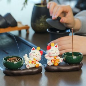 OKDEALS01 Creative Lucky Cat Incense Burner Traditional Chinese Style Tea Table Oraments Room Deodorant Zen-like Aromatherapy Base Indoor