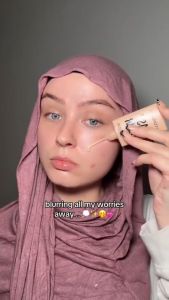 HUDA BEAUTY STAY BLUR 24HR MATTE FOUNDATION with Niacinamide CLEAR STOCk