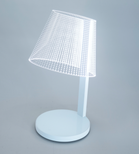 red dot winning table lamp