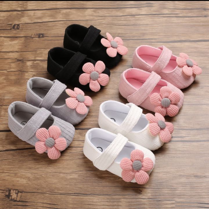 Infant deals girls shoes